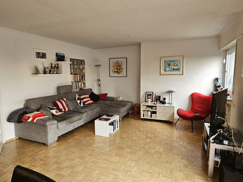 Schöne 5 Zimmer Maisonette ETW (EG/UG) mit 310 m² eigenem Garten, Bestlage Wiesloch; Südausrichtung